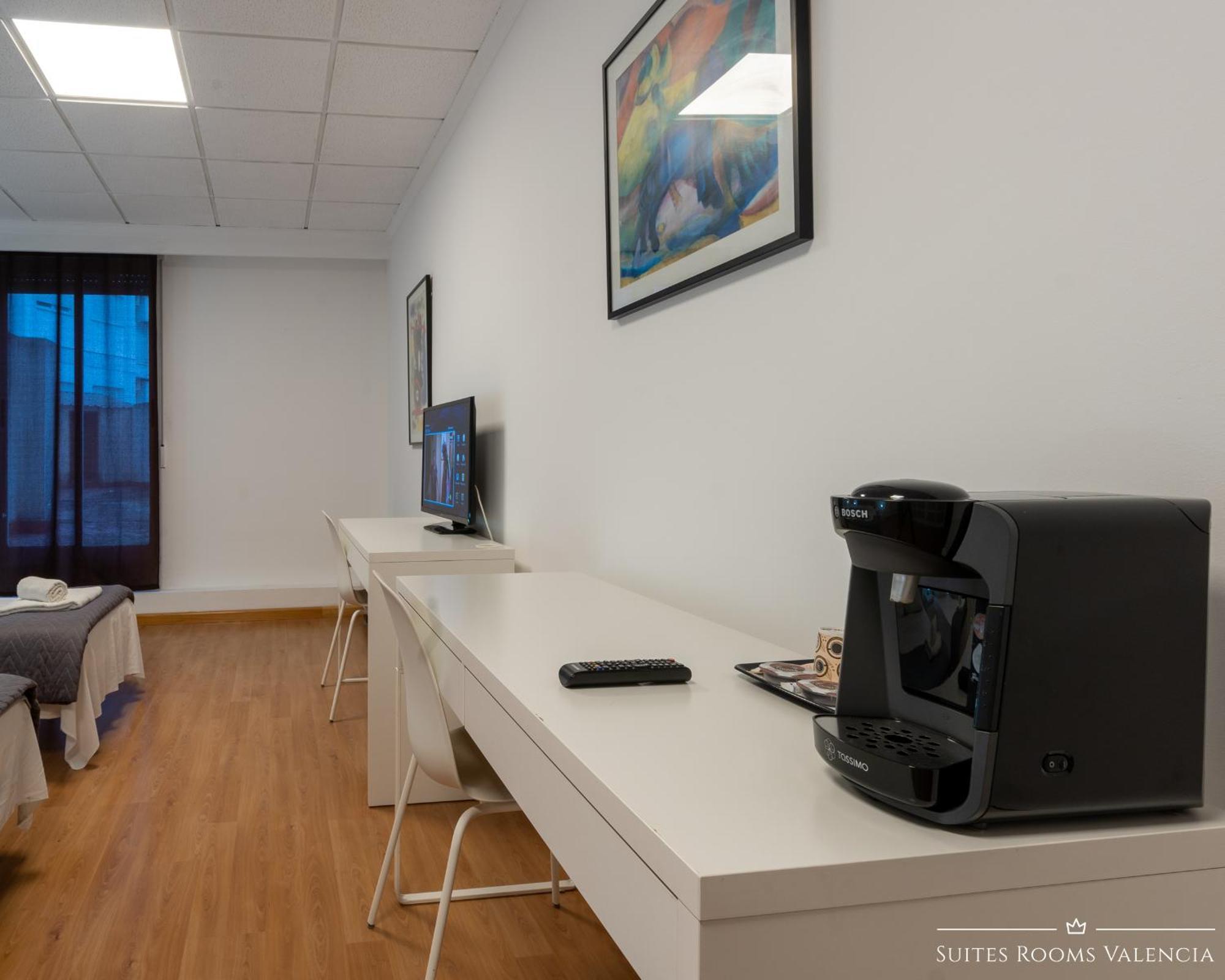 Suites Rooms فالنسيا الغرفة الصورة
